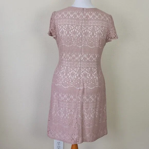 Adrianna Papell Lace Overlay Cap Sleeve Dress - Picture 5 of 8